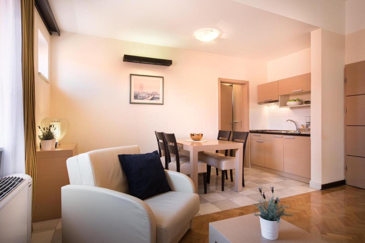 Apartment Aci Marina Cres Zewnętrze zdjęcie