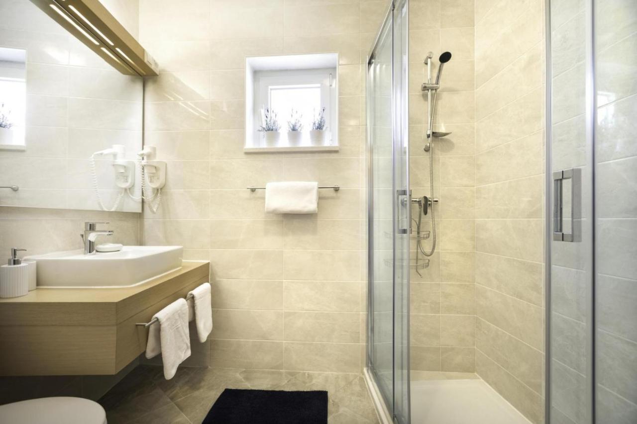 Apartment Aci Marina Cres Zewnętrze zdjęcie
