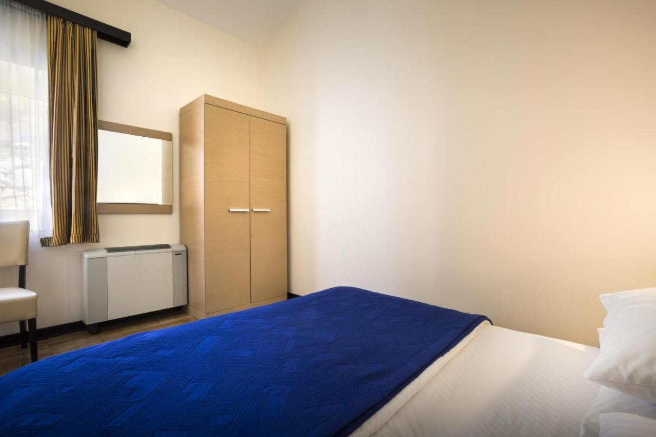Apartment Aci Marina Cres Zewnętrze zdjęcie