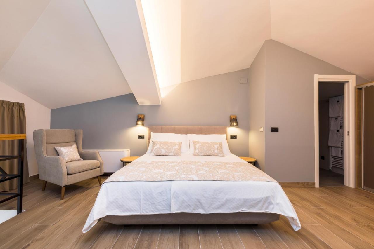 Apartment Aci Marina Cres Zewnętrze zdjęcie